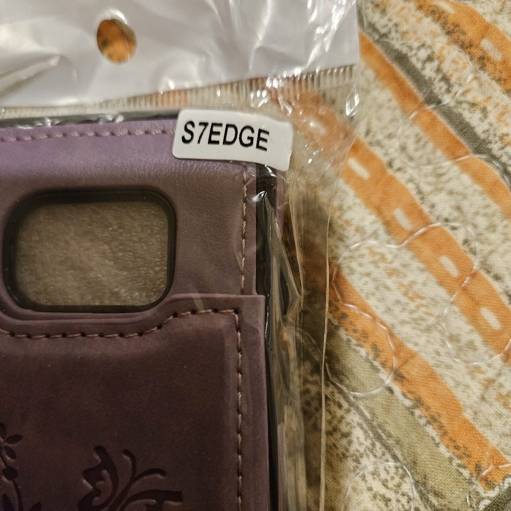 Samsung Galaxy s7 edge phone caseColor is PurplePlease go to my page and see - Picture 2 of 12